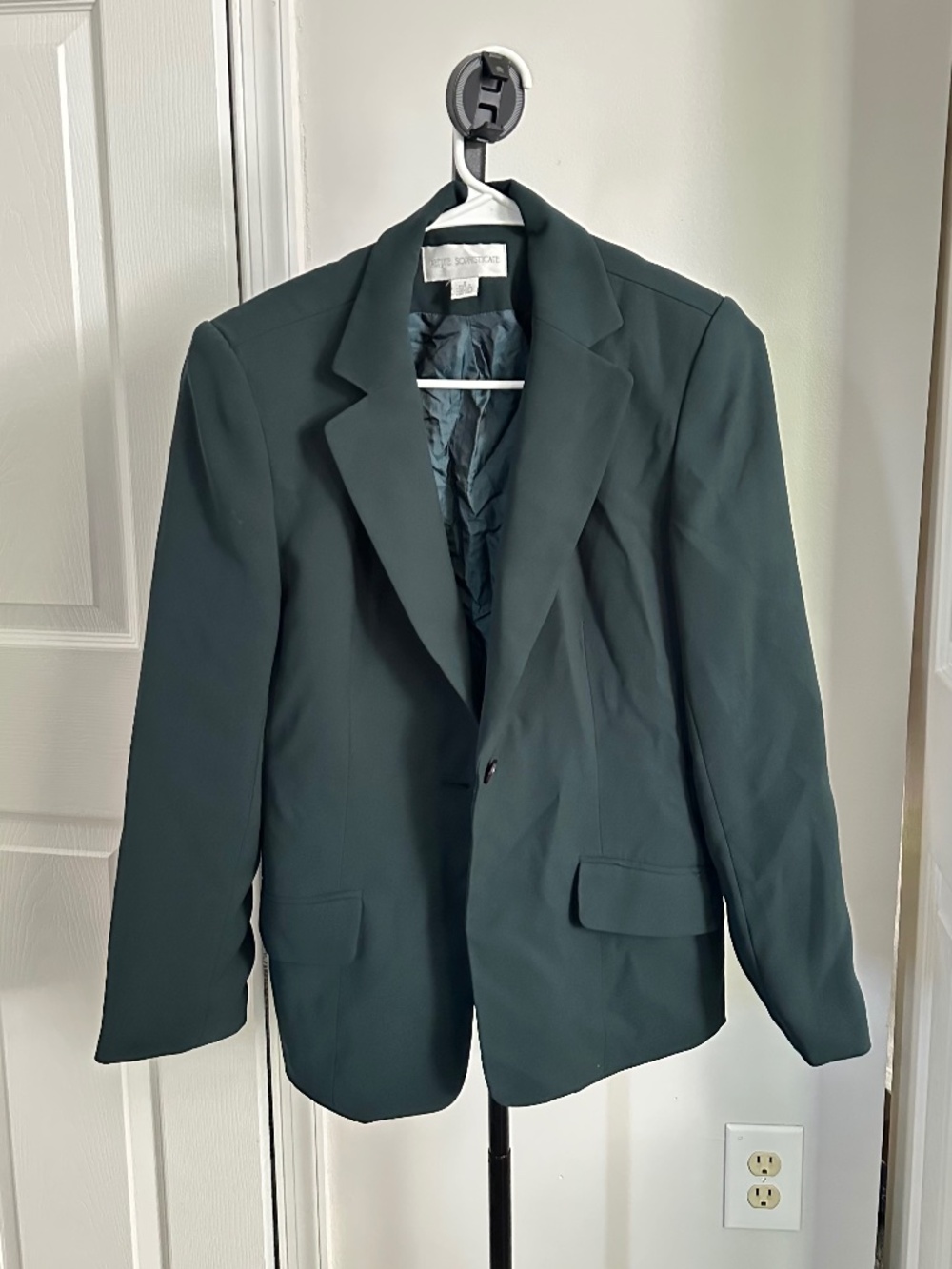 Petite Sophisticate Dark Green Single-Breasted Blazer - Size 8